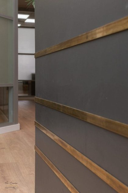 פרט בדלפק קבלה