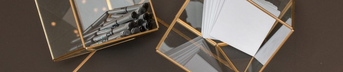 פרט משולחן ישיבות